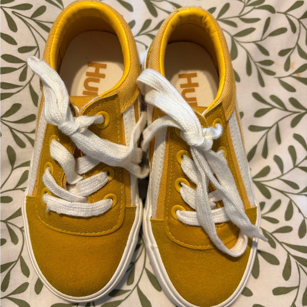 Hurley Kids Yellow and White Sneakers